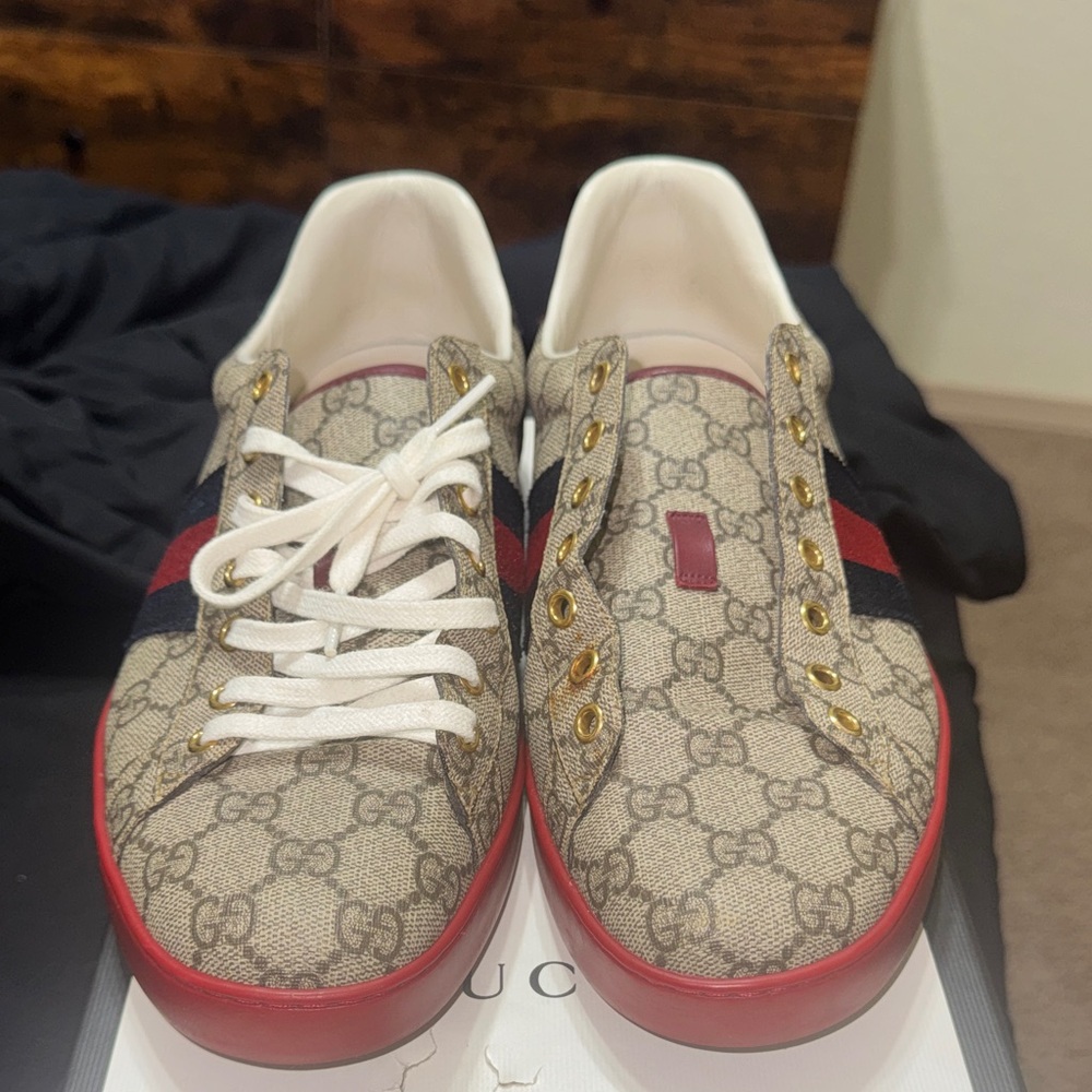 Gucci Beige and Red Patterned Sneakers